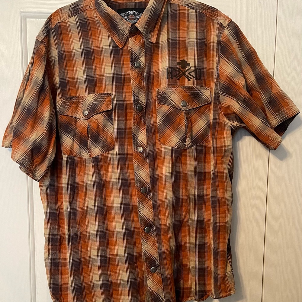 Harley Davidson short sleeve plaid shirt. XL